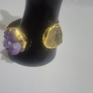 Gold Cuff Bracelet with Purple Amethyst Cluster